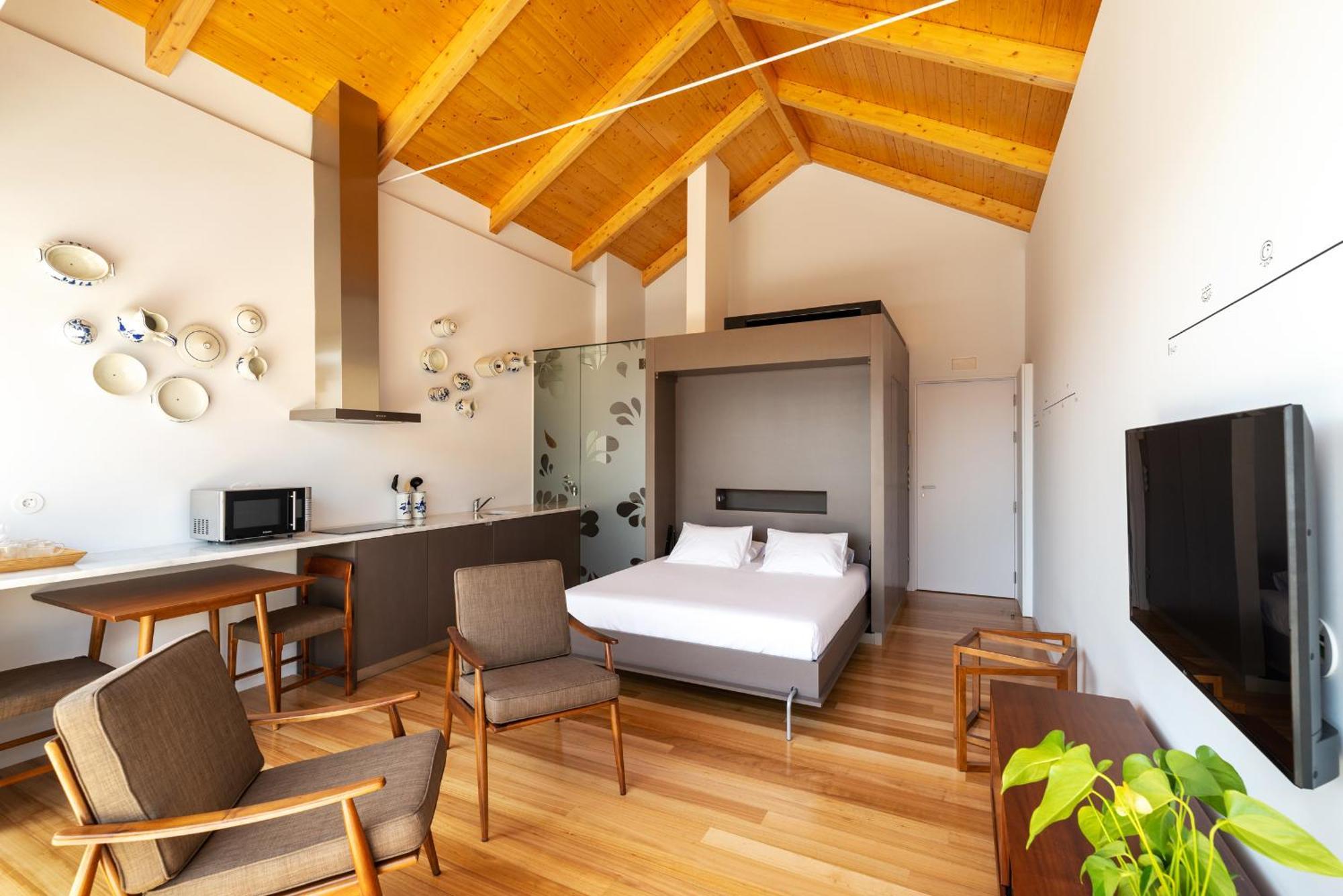 Pensao O Laranjeira Hotel เวียนา โด กัสเตโล ภายนอก รูปภาพ